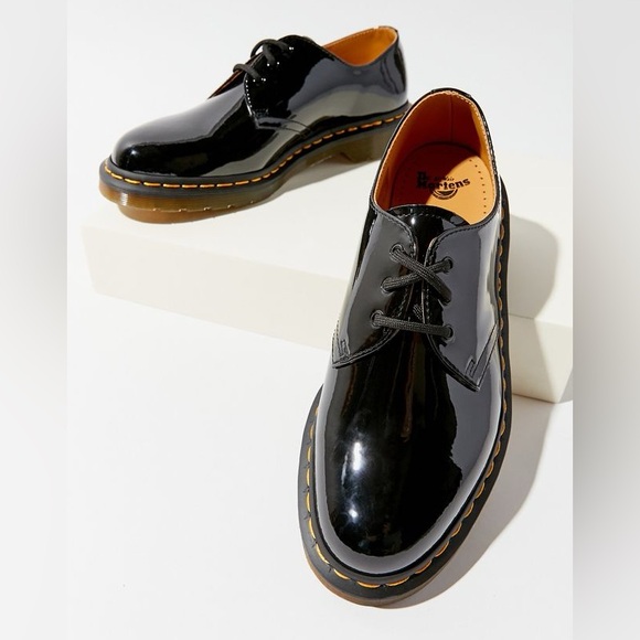 Dr. Martens Women’s SZ.8 Black  Patent Leather 1461  Oxford 3 Eye Shoes New - Picture 4 of 14